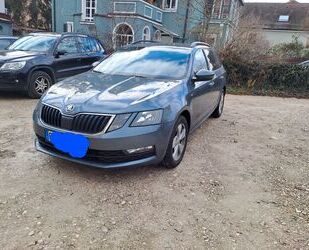 Skoda Skoda Octavia 1.5 TSI ACT DSG SOLEIL Combi SOLEIL Gebrauchtwagen