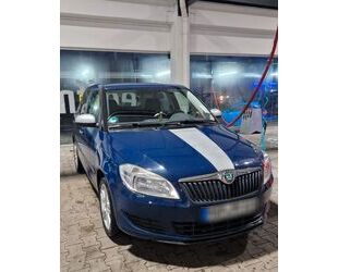 Skoda Skoda Fabia 1.2l /TÜV Neu/Checkheft/8x Bereift/KLI Gebrauchtwagen