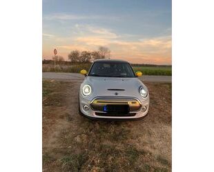 Mini MINI Cooper SE Trim L Trim L - HUD - 8-fach bereif Gebrauchtwagen