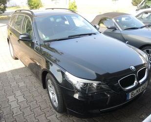 BMW BMW 520d touring - Kombi schwarz - mit Panoramada Gebrauchtwagen