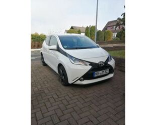 Toyota Toyota Aygo (X) 1,0-l-VVT-i x-play touch x-play to Gebrauchtwagen