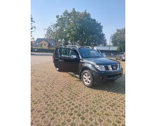 Nissan Nissan Navara 4X4-Automatik-AHK 3.5t-LKW Zulass Gebrauchtwagen