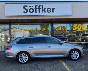 Skoda Skoda Superb Combi 2.0 TDI Style DSG AHK ACC Gebrauchtwagen