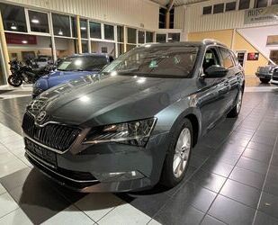 Skoda Skoda Superb Combi 2.0 DSG, 4x4 Leder, XenonPlus, Gebrauchtwagen