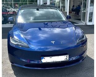 Tesla Tesla Model 3 Hinterradantrieb RWD Highland Gebrauchtwagen