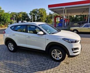 Hyundai Hyundai Tucson 1.6 GDI Select Select Gebrauchtwagen