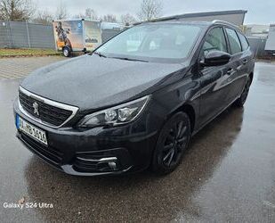 Peugeot Peugeot 308 SW Allure Panorama,Navigation,Automati Gebrauchtwagen