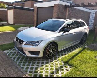 Seat Seat Leon ST CUPRA 280 PERFORMANCE PANO LEDER DSG Gebrauchtwagen