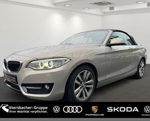 BMW BMW 220 i Cabrio Sport Line Navi Xenon Gebrauchtwagen