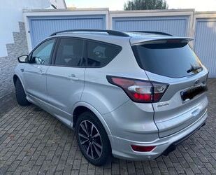 Ford Ford Kuga 2,0 TDCi 4x4 132kW ST-Line PowerShift S. Gebrauchtwagen