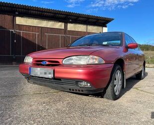 Ford Ford Mondeo 1.8 16V Ghia TÜV bis 03/26 Gebrauchtwagen