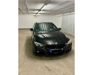 BMW BMW 340i xDrive Touring M Sport Shadow VOLL Gebrauchtwagen