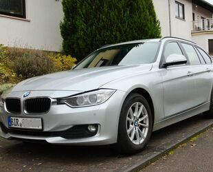 BMW BMW 320d Touring - XENON NAVI SH PDC USB Gebrauchtwagen