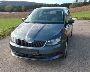 Skoda Skoda Fabia 1.0l MPI 55kW Ambition Gebrauchtwagen