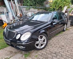 Mercedes-Benz Mercedes-Benz E 220 CDI T AVANTGARDE, Navi,SHZ, Te Gebrauchtwagen