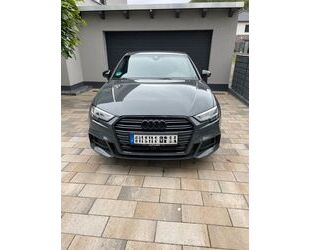 Audi Audi A3 1.4 TFSI Sportback S-line Garantie 12/2025 Gebrauchtwagen