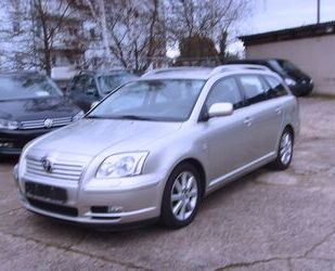 Toyota Toyota Avensis Combi Sol 1.8 2. Hand Gebrauchtwagen