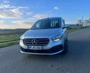 Mercedes-Benz Mercedes-Benz T-Class T 180 d MBUX Gebrauchtwagen