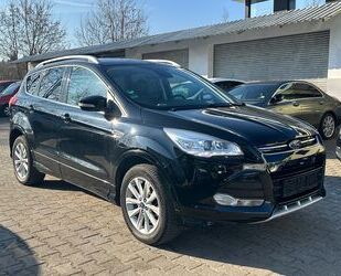 Ford Ford Kuga Individual 4x4 Automatik|XENON|NAVI|Pano Gebrauchtwagen