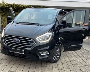 Ford Ford Tourneo Custom - Titanium X/8xAlurad/ACC/Stdh Gebrauchtwagen