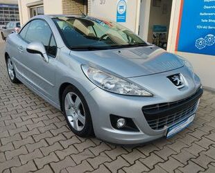 Peugeot Peugeot 207 CC Cabrio Premium 1.Hand TÜV-AU 12-202 Gebrauchtwagen