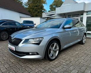 Skoda Skoda Superb Combi Ambition 2.0 TDI DSG+Bi-Xen+Nav Gebrauchtwagen