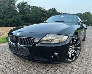 BMW BMW Z4 Roadster 2.2i Cabrio Super Optik Gebrauchtwagen