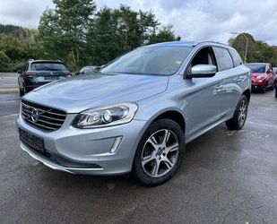 Volvo Volvo XC60 Summum AWD Panorama*Leder*Standheizung Gebrauchtwagen