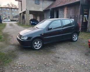 VW Volkswagen Polo 1.4 Basis Gebrauchtwagen