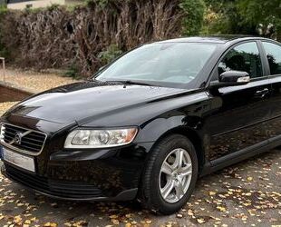 Volvo Volvo S40 1.6 - Scheckheftgepf., 8 fach berreift Gebrauchtwagen