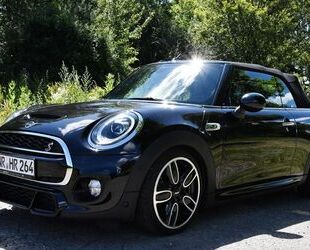 Mini MINI Cooper S Cabrio mit JCW Ausstattung innen/auß Gebrauchtwagen