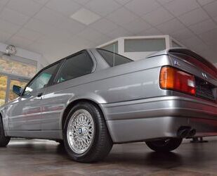 BMW BMW E30 325i M-Technik II/Note 1++/H/2 Hand/ORIGIN Gebrauchtwagen