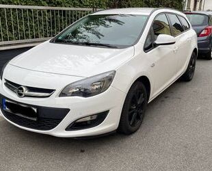 Opel Opel Astra Sports T. 1.4 T ecoFLEX Style 88 S/S St Gebrauchtwagen