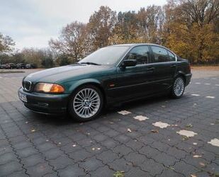 BMW BMW 320i - Gebrauchtwagen