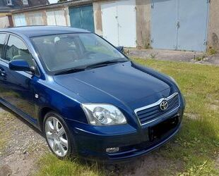 Toyota Toyota Avensis Executive 2,0-l-VVT-i Gebrauchtwagen