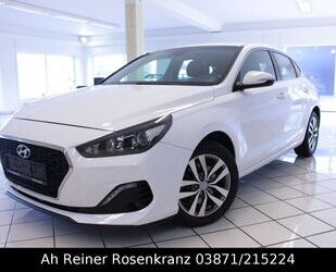 Hyundai Hyundai i30 Fastback Trend Alu Allwetter PDC Gebrauchtwagen