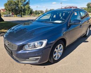 Volvo Volvo V60 Kombi Kinetic*Leder*Navi*PDC*TÜV NEU* Gebrauchtwagen