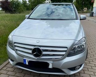 Mercedes-Benz Mercedes-Benz B 180 -Kombilimousine Gebrauchtwagen