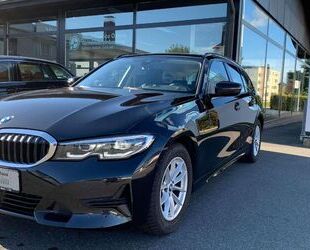 BMW BMW 320 i Sport Line Touring (G21) Gebrauchtwagen