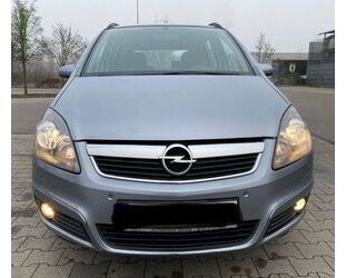 Opel Opel Zafira 2.2i Automatik Gebrauchtwagen