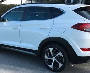 Hyundai Hyundai Tucson 4WD Gebrauchtwagen