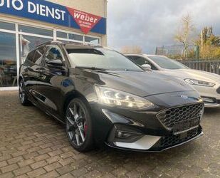 Ford Ford Focus Turnier ST*KAMERA*ACC*LED*E-SITZE*E-HEC Gebrauchtwagen