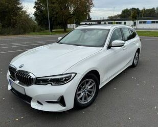 BMW BMW 320d Touring Luxury Line Automatik Luxury Line Gebrauchtwagen