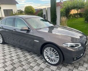 BMW BMW 550i xDrive A Luxury Line Luxury Line Gebrauchtwagen