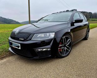 Skoda Skoda Octavia 2.0 TSI DSG RS 230 Combi RS 1. HAND Gebrauchtwagen