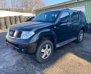 Nissan Nissan Pathfinder 2.5 dCi Premium Premium Gebrauchtwagen