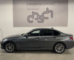 BMW BMW 318dA Sport Line /Live Cockp.+/T-LEDER/LED Gebrauchtwagen