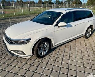 VW Volkswagen Passat Variant 2.0 TDI SCR 147kW DSG El Gebrauchtwagen