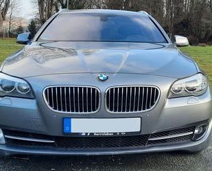 BMW BMW 535d xDrive Touring - Navi/Bi-Xenon/Lederausst Gebrauchtwagen