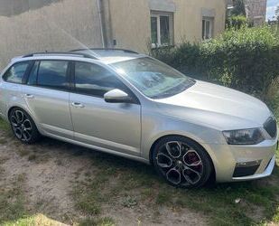 Skoda Skoda Octavia 2.0 TDI DSG RS Combi RS 18 Zoll Lede Gebrauchtwagen